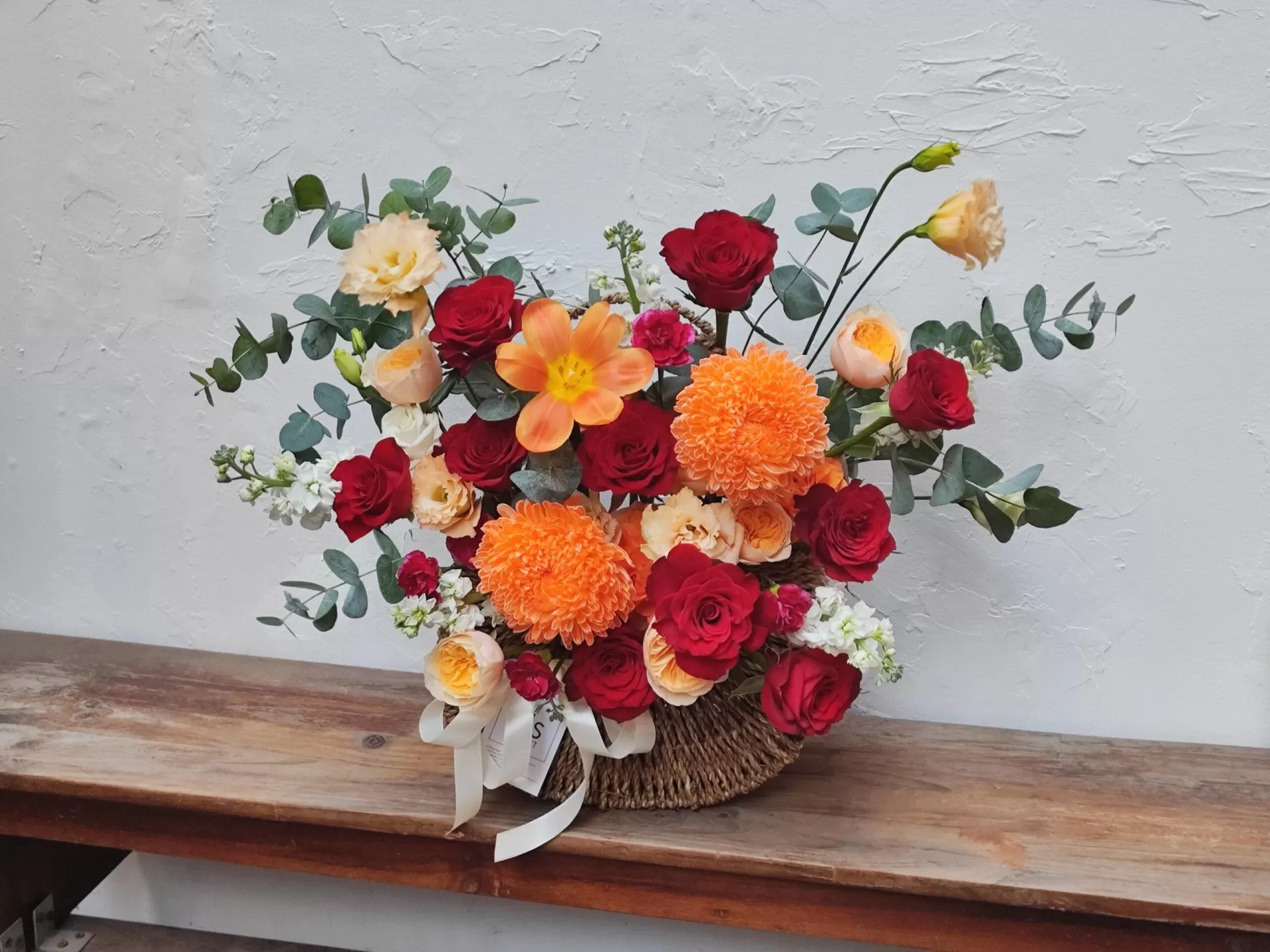 Giỏ mây bán nguyệt – Tone Đỏ Cam