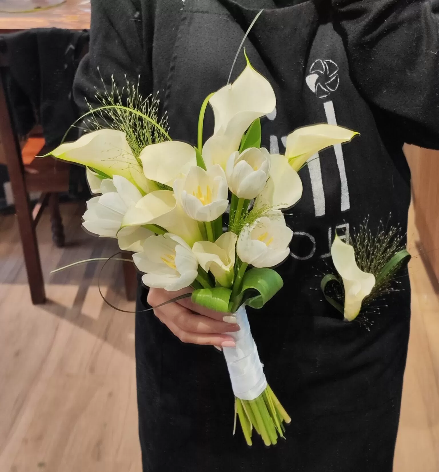 Bó hoa cưới – Calla lily x Tulip Trắng